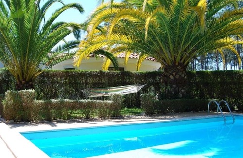 Marinha Grande House | Relax4family is a villa with private pool, near the beach and the country