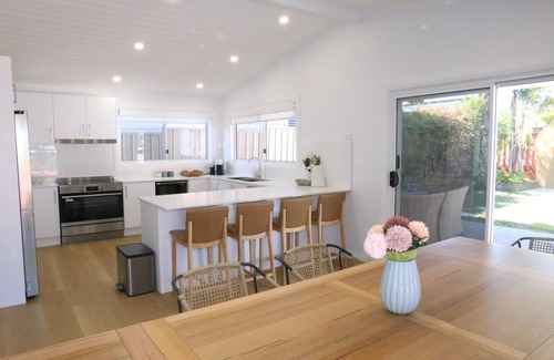 Warilla House | Relaxation - Waves at Warilla