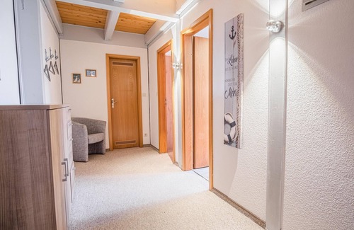 Ostersiel Apartment | Relaxed vacation apartment "Haus Möwe" right by the sea on Pellworm!