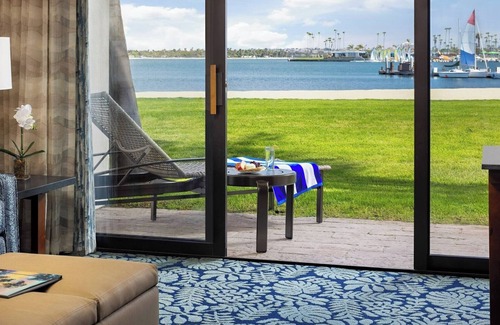Crown Point Hotel | Relaxing Bayfront Double Suite | Catamaran Hotel & Spa | 2 units