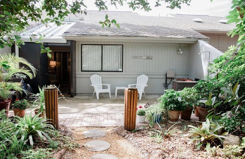 New Smyrna Beach Villa | Relaxing Beach Villa | Walk to Ocean + 3 Pools, Tennis & Trails