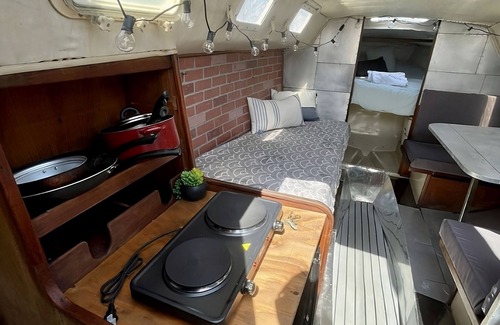 Marina del Rey Boat Rental | Relaxing floating home in the Marina