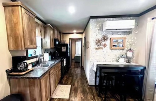 Canyon Lake Cottage | Relaxing Getaway in the Texas Hill Country - Sweet Ginger Cottage