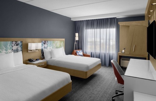Orlando Hotel | Relaxing Getaway! Outdoor Pool Access, Close to Walt Disney World Resort!