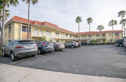 Belle Vista Condo | Relaxing Getaway Beach Condo in St. Pete Beach