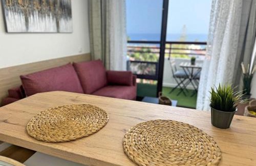 Playa del Ingles Apartment | Relaxing Holiday Home Near the Sea