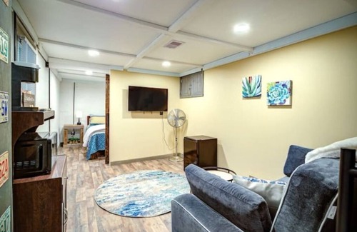 Bamboo Cottage | Relaxing Mountain Cabin for Families with Dogs