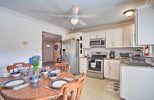 Tropical Gulf Acres House | Relaxing Punta Gorda Getaway w/Fire Pit!