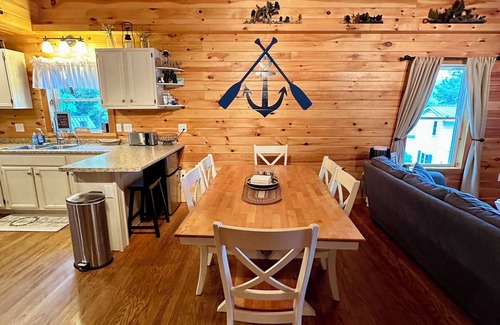 Hammond House | Relaxing scenic Adirondack home on Black Lake In the 1000 Islands
