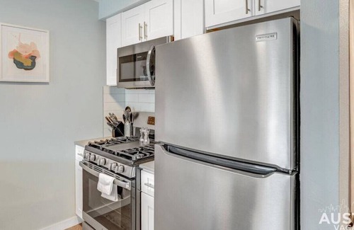 Mueller Apartment | Relaxing Space Near Mueller Area | Parking + Pool