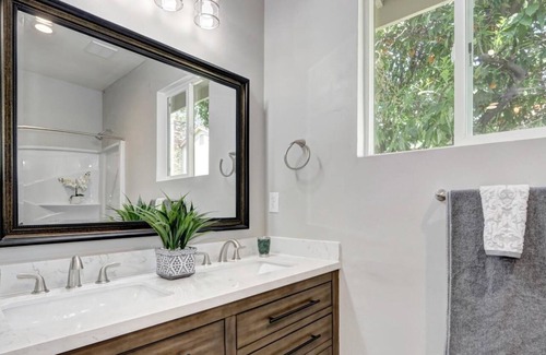 West Sacramento House | Relaxing West Sacramento private residence