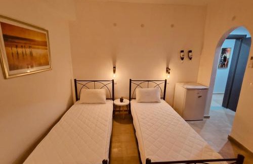 Ag. Georgios Bed & Breakfast | Relaxrooms, room with 2 single beds