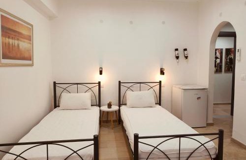 Ag. Georgios Bed & Breakfast | Relaxrooms, room with 2 single beds