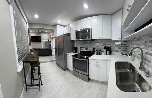Pine Hills House | Remodeled 3br 1b Orlando FL home. Near Main events