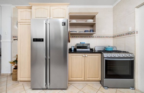 Shiribana House | Remodeled 3br2ba Cozy Central Private Pool