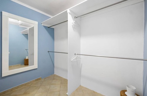 Shiribana House | Remodeled 3BR2BA ~ Cozy ~ Central ~ Private Pool!