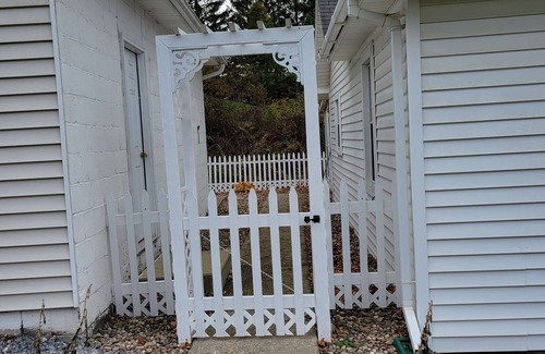 Wellsboro House | Remodeled cottage w/firepit, super close to great hiking trails
