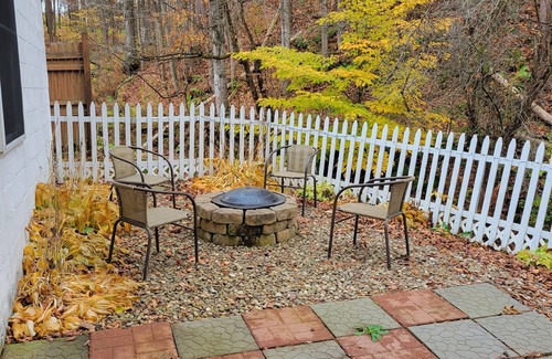 Wellsboro House | Remodeled cottage w/firepit, super close to great hiking trails