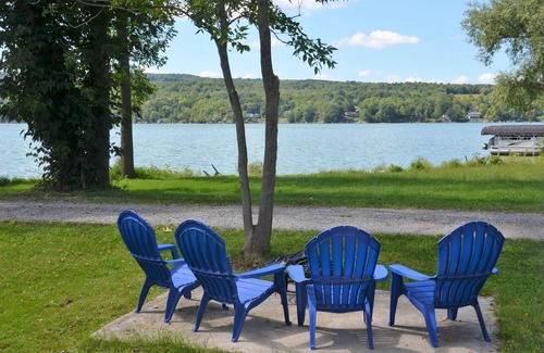 Town of Richmond Cottage | Remodeled Lake House