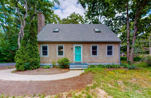 Cotuit House | Remodeled Retreat w/ Expansive Deck & Fire Pit - Near Village & Loop Beach