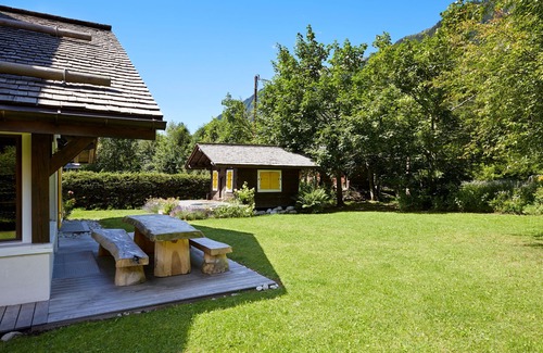 Les Tines Ski Chalet | Remodelled historical chalet with spectacular views