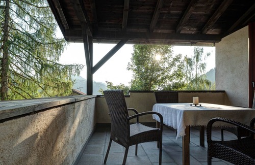 Egna House | REMOTE HOLIDAY HOME IN NATURE PARK