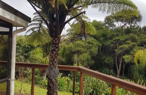 Saint Omer House | Remote Pelorus Sound Kiwi Bach on the Beach with Great Views