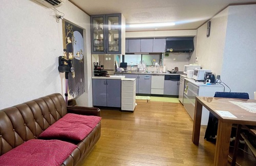 Saijo House | Remote Retreat Shikawa - Spacious house with modern comforts