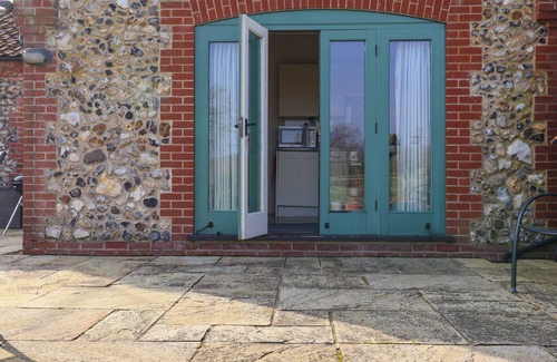 Hethel Cottage | REMUS, family friendly, with open fire in East Harling