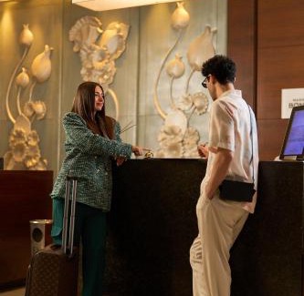 New Cairo Hotel | Renaissance Cairo Mirage City Hotel