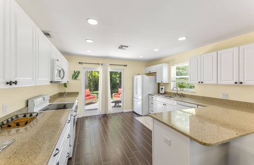 Vero Beach House | Rendezvous Casa Steps to Tranquil Beach