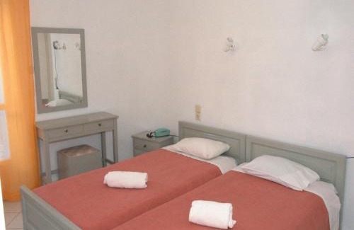 Agia Pelagia Apartment | Renia Studios