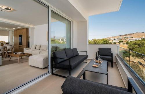 Kalamaki Apartment | Renia Suite, Near The Sea