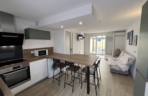 Port Leucate Villa | Renovated 2-BR Villa with AC, Private Terrace & Pool Access