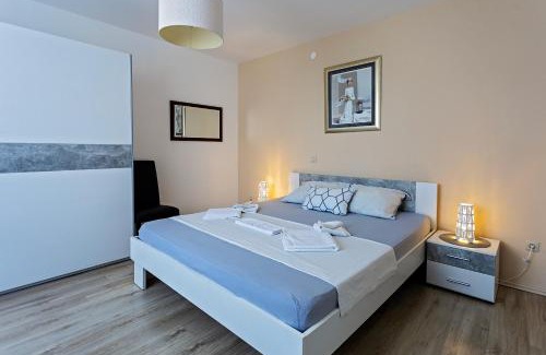 Rogoznica Apartment | Renovated Apartments Skorin