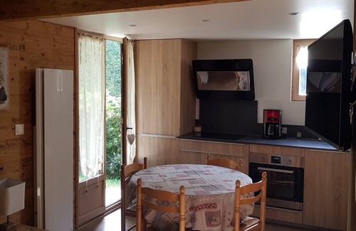 Barcelonnette Ski Chalet | Renovated Chalet near Golf & City Center with Garden, Parking, Free Shuttle to Pra-Loup