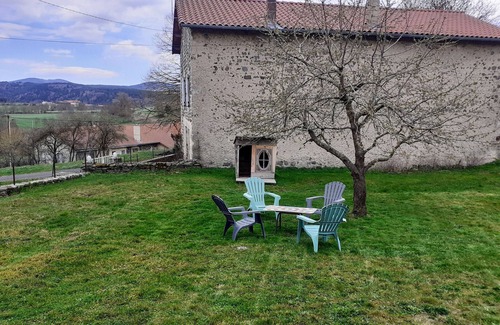 Arlempdes Cottage | Renovated cottage in the heart of Auvergne