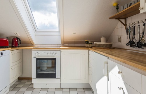 Cranz Apartment | Renovated duplex with stunning views and right on the water