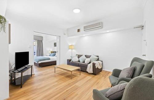 Northbridge Apartment | Renovated Family Apartment with Pool & WiFi