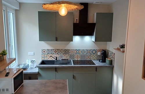 Saint-Omer Apartment | Renovated ground-floor apartment with outdoor spa. Sleeps 4.