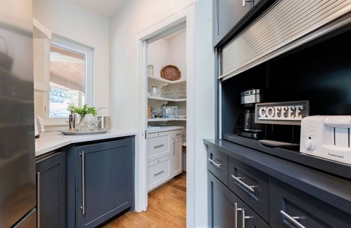 Lago Vista House | Renovated Lakeside Home with Pool, Chef’s Kitchen & Access to Austin’s Culture