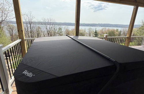 Canandaigua House | Renovated Spacious Canandaigua Lake House with Hot Tub and Sauna