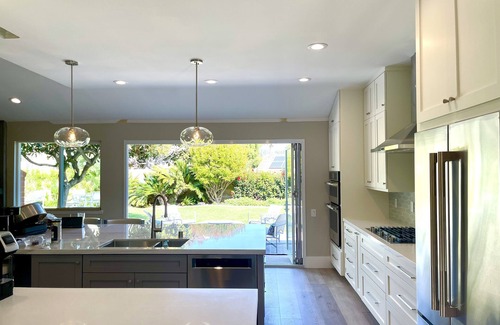 Huntington Beach House | Renovated sunny single story with large yard near beach