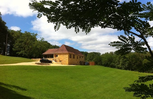 Gourdon House | Renovated Traditional Stone House With Private Salt Water Pool