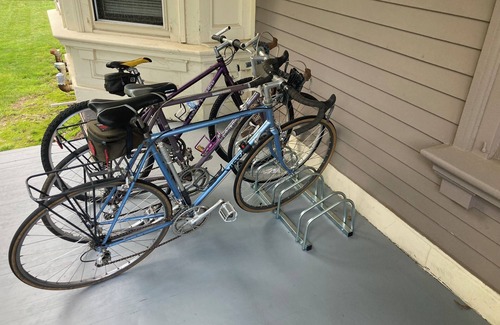 Middletown House | Rent A Room In A Spacious Victorian