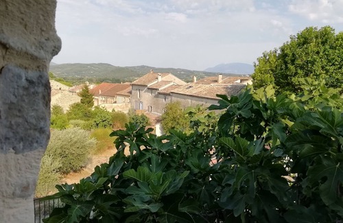 Saint-Maurice-sur-Eygues House | Rent by the week for 2 people village house