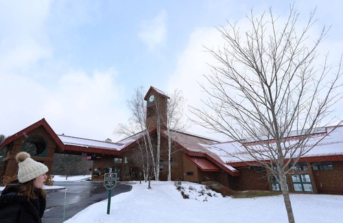 North Woodstock Condo | Rent this Deer Park Vacation Condo across from Rec. Center! (DP175A)