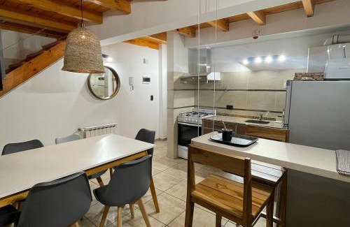 10 de Diciembre Apartment | RentUp - Cómodo y luminoso dúplex en el corazón de Bariloche