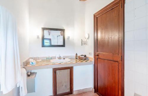 Manacor Hotel | Reserva Rotana Golf Resort