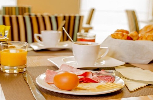 Prado - Republique Apartment | Reserve your apartment in a **** hotel> Apartment 21